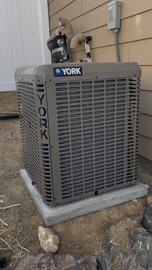 York AC condenser installation